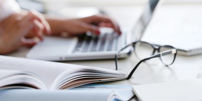 Tecnigrafic. Impresión económica de tesis